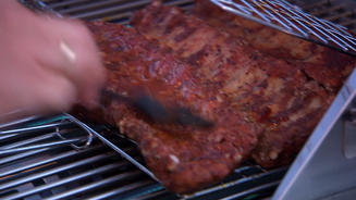 Spareribs mit Coleslaw und Wedges