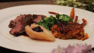 Hirschfilet mit Juis und Süßkartoffel
