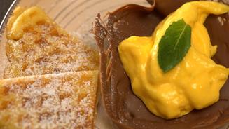  Mango Eis im Schokoladennest