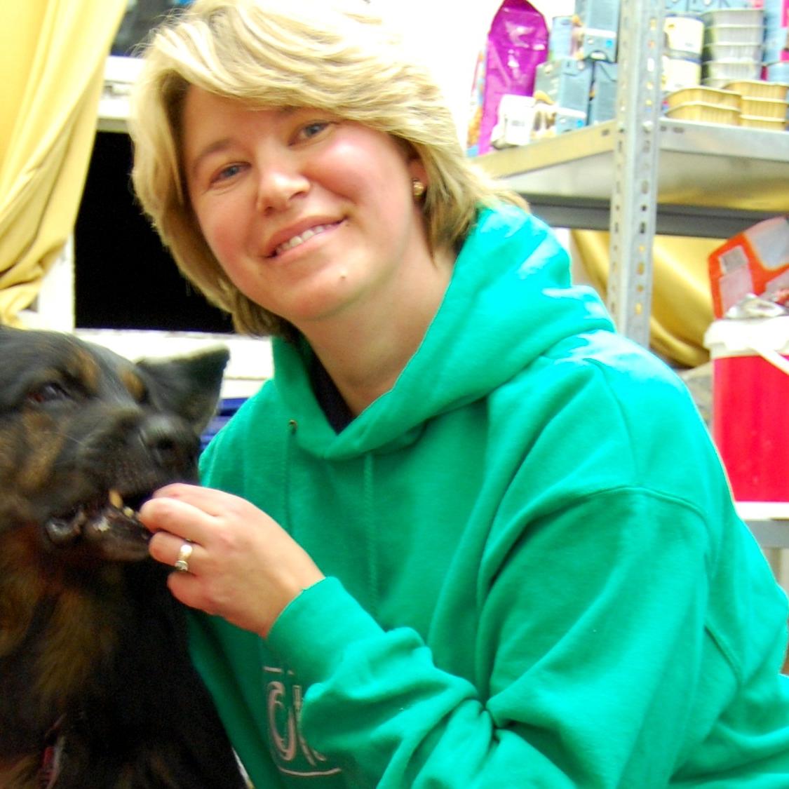 Tiergeschichten3 - Jacqueline Timm sammelt Geschenke fr Weihnachtswunschbox Tiergeschichten3 - Jacqueline Timm sammelt Geschenke fr Weihnachtswunschbox