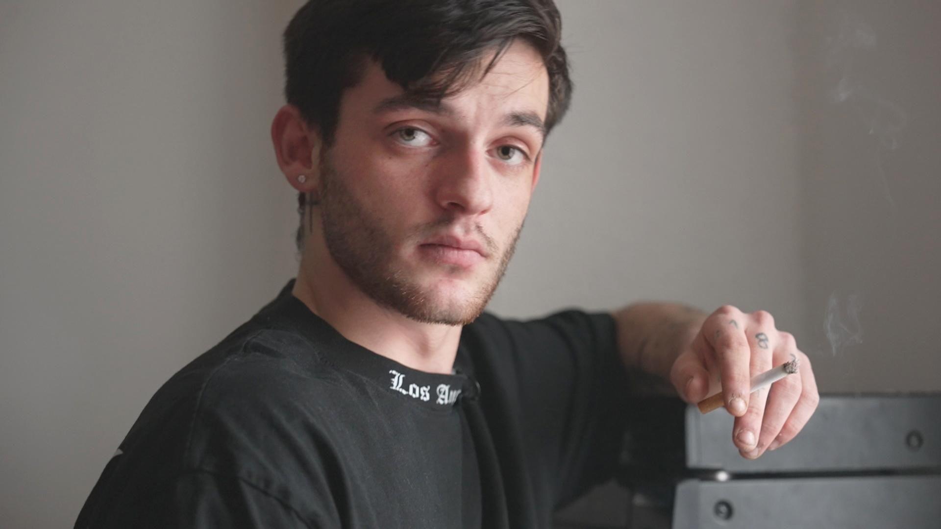 S1 E1 15.jpg S1 E1 15.jpg