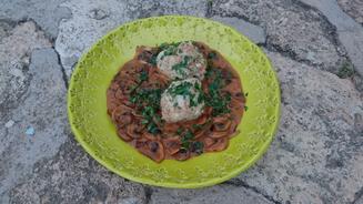 Semmelknödel mit Pilzragout