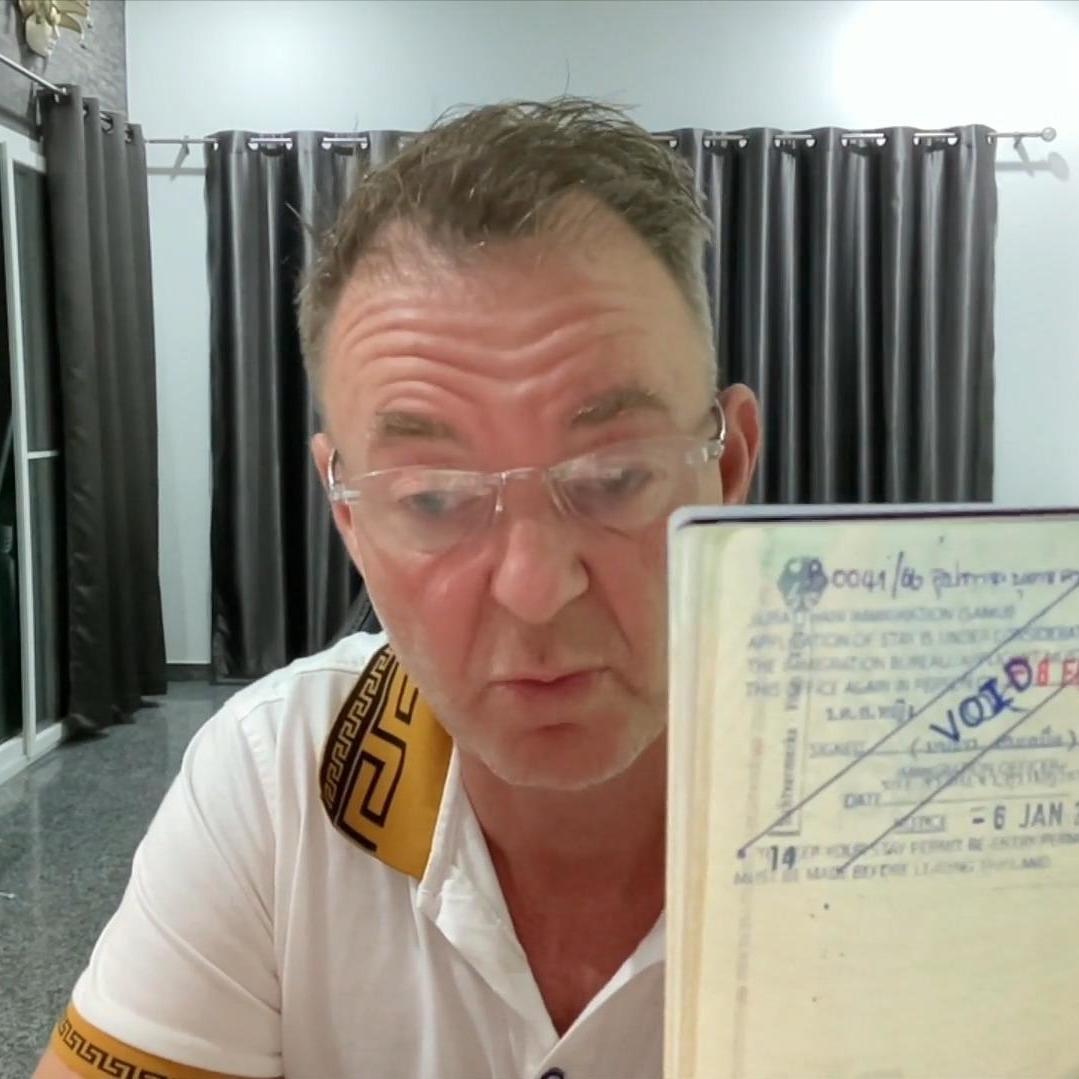 Kein Visum, kein Thailand - für Daniel Hauser geht's jetzt wohl erst einmal zurück in die Heimat Kein Visum, kein Thailand - für Daniel Hauser geht's jetzt wohl erst einmal zurück in die Heimat
