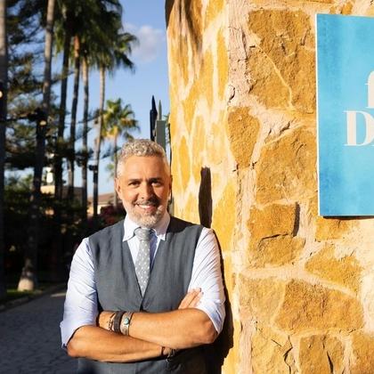 Roland Trettl wartet im \First Dates Hotel\ auf liebeswillige Singles Roland Trettl wartet im \First Dates Hotel\ auf liebeswillige Singles
