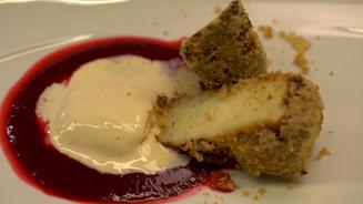 Karthäuser Klöße mit Ricotta-Honigeis