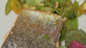 Forelle an Gnocchi und Gemüse