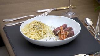 Rasen und Brandung, dazu Spaghetti