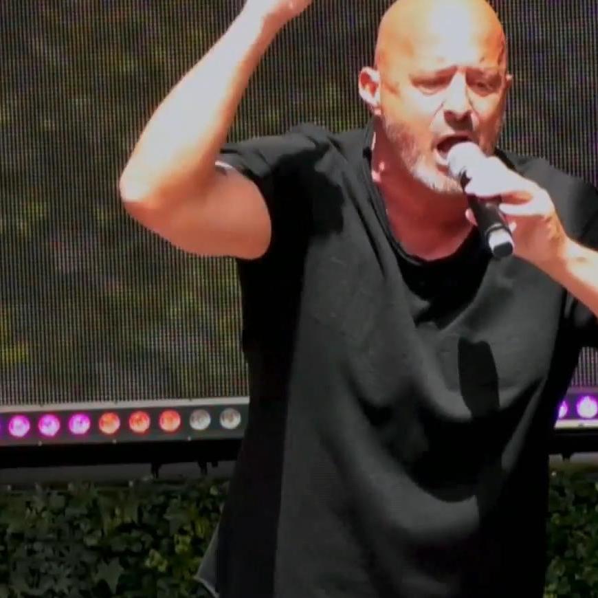 Der Höhepunkt seiner bisherigen Schlagerreise: Detlef \Deffi\ Steves performt im \Megapark\ auf Mallorca gleich drei Songs. Der Höhepunkt seiner bisherigen Schlagerreise: Detlef \Deffi\ Steves performt im \Megapark\ auf Mallorca gleich drei Songs.