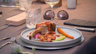 Kalbskarree mit Rote Bete Gnocchi