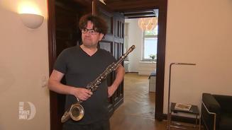 Wolf lässt seine Klarinette erklingen