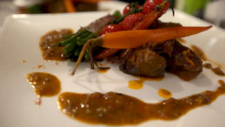 Lammragout mit Curry und Gemüse