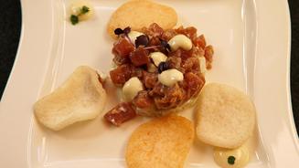 Thunfisch Tatar mit Wasabimayonnaise 