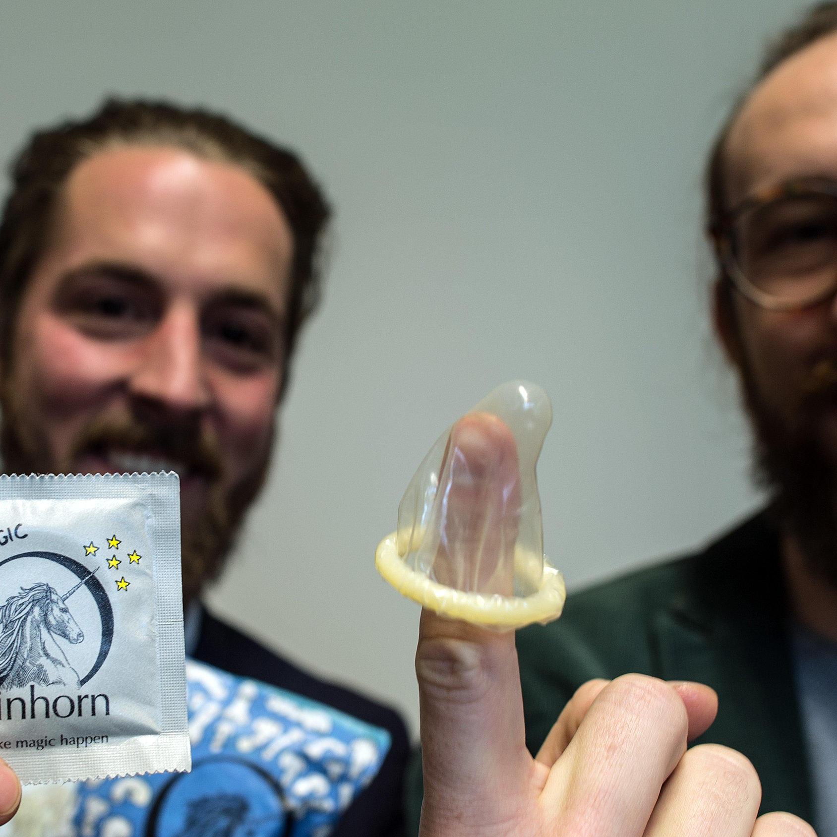 Kondom-Hersteller streiten vor Gericht um Verpackungsangabe Kondom-Hersteller streiten vor Gericht um Verpackungsangabe