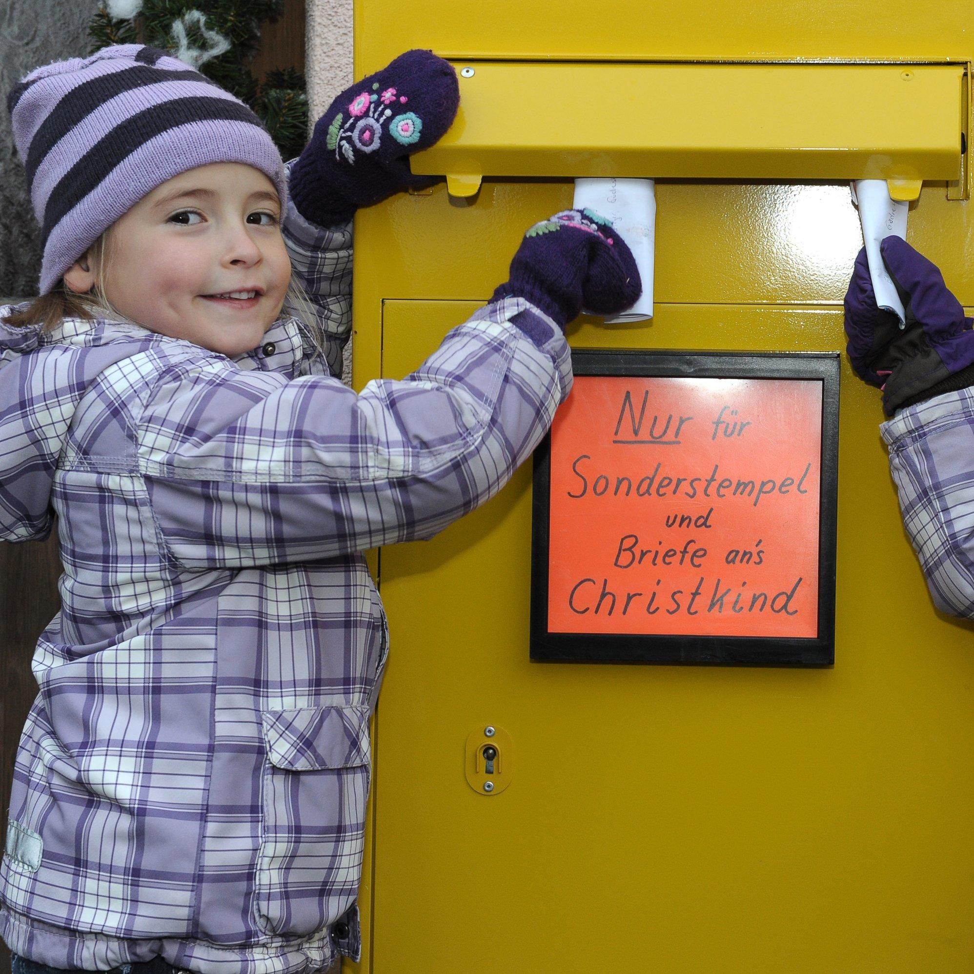 Weihnachtspostamt in Himmelstadt eröffnet