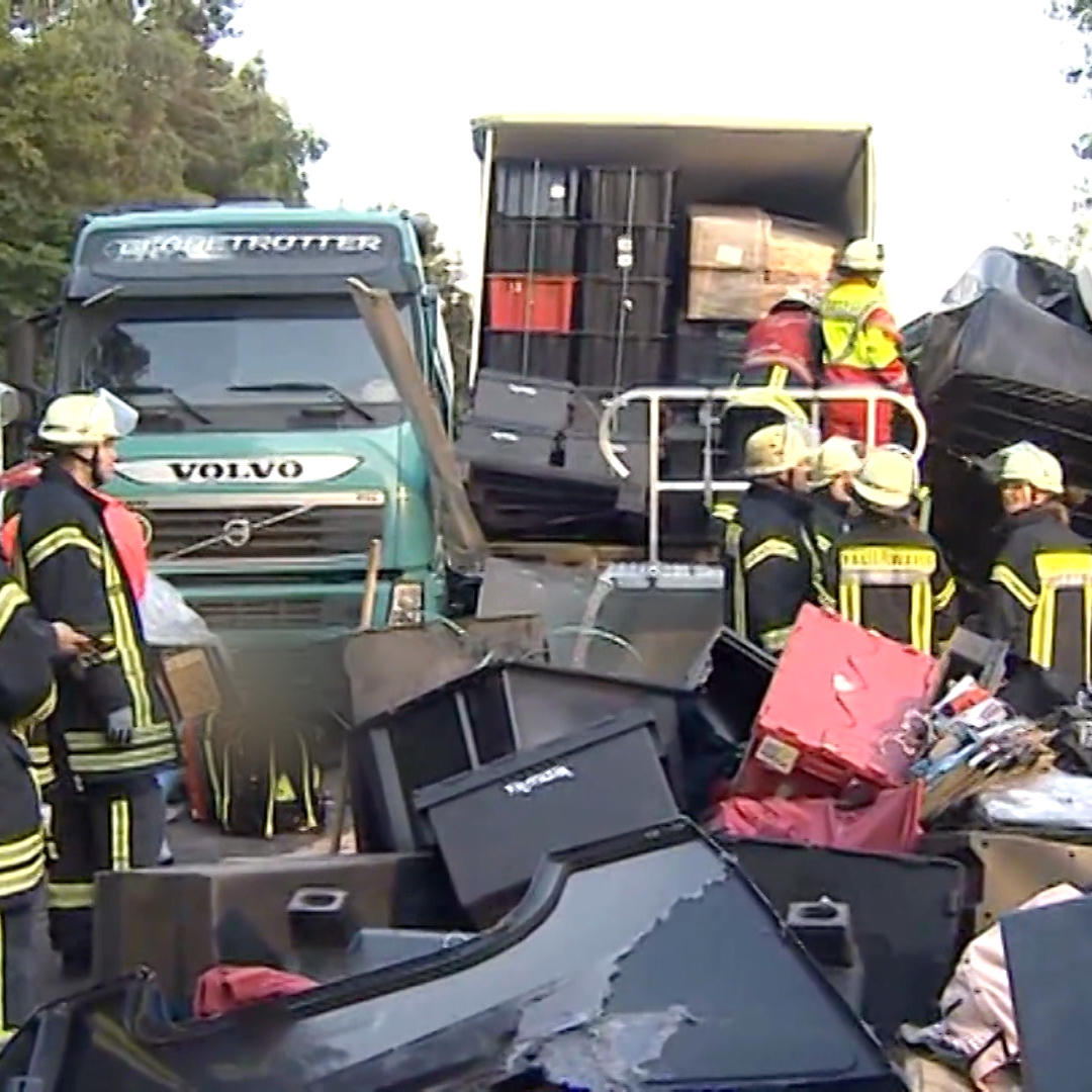 AM-Die Unfallakte A1 Seevetal.mov.Still001 AM-Die Unfallakte A1 Seevetal.mov.Still001