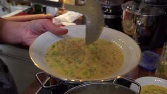 Braune Linsensuppe