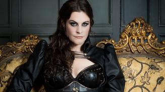 Das ist "Nightwish"-Star Floor Jansen