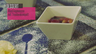 Rieslingmousse mit Traubenkompott