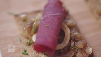 Holzofenroggenbrot & Zwiebelmarmelade