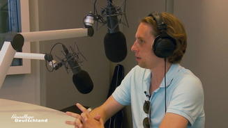 Marcel bekommt einen Radioauftritt
