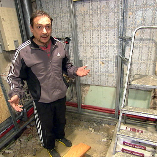 Bei "Ab in die Ruine" fühlt sich Ingo wie ein Laufbursche im eigenen Haus.