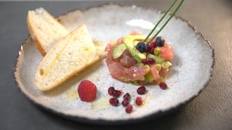 Thunfisch Tatar mit Focaccia