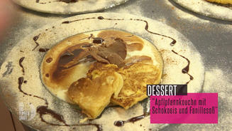 Apflpfannkouchn mit Schokoeis