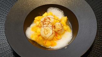 Jakobsmuschel mit Mango, Papaya