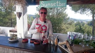 David schickt den Reis direkt ins Bett