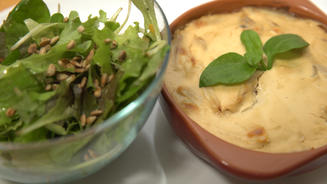 Libanesisches Hühnchen und Salat