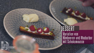 Hippen mit Himbeergelee & weiße Mousse