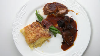 Zweierlei vom Kalb mit Kartoffelgratin