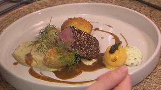 Lammrücken in Quinoakruste mit Dukkah