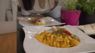 Tagliatelle mit Tiger-Garnelen