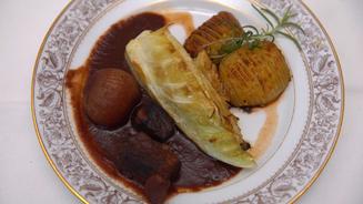 Stifado und Erpeln, arrangiert