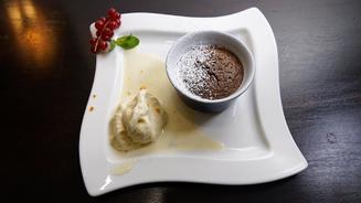 Schokoladensoufflé mit flüssigem Kern