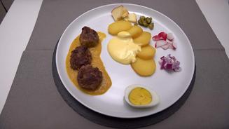 Kartoffelsalat undFrikadellchen