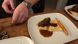 Geschmorte Ochsenbäckchen