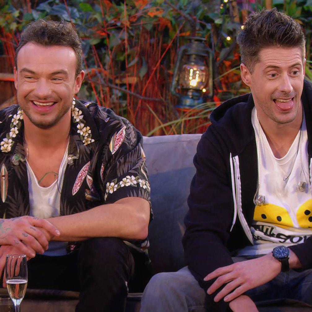 Clueso als knallharter Rapper in den 90ern? Da staunen auch die \SDP\-Jungs Dag-Alexis Kopplin und Vincent Stein nicht schlecht. Clueso als knallharter Rapper in den 90ern? Da staunen auch die \SDP\-Jungs Dag-Alexis Kopplin und Vincent Stein nicht schlecht.