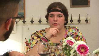 Laura hält Erinnerungen fest