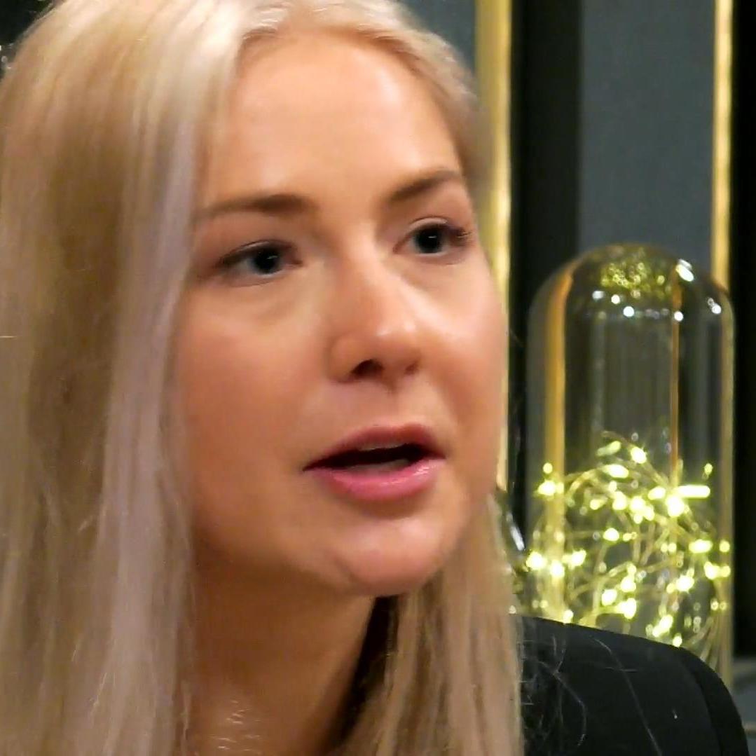 Anne überrascht Tim mit einer gewagten Äußerung Anne überrascht Tim mit einer gewagten Äußerung