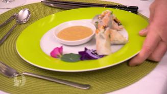 Sommerrollen mit Erdnusssoße