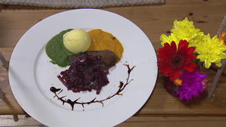 Lammleber auf Spinat-Kartoffeln-Kürbis