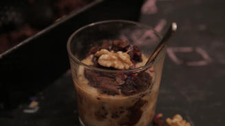 „Nich lang schnacken, Kopp in Nacken“