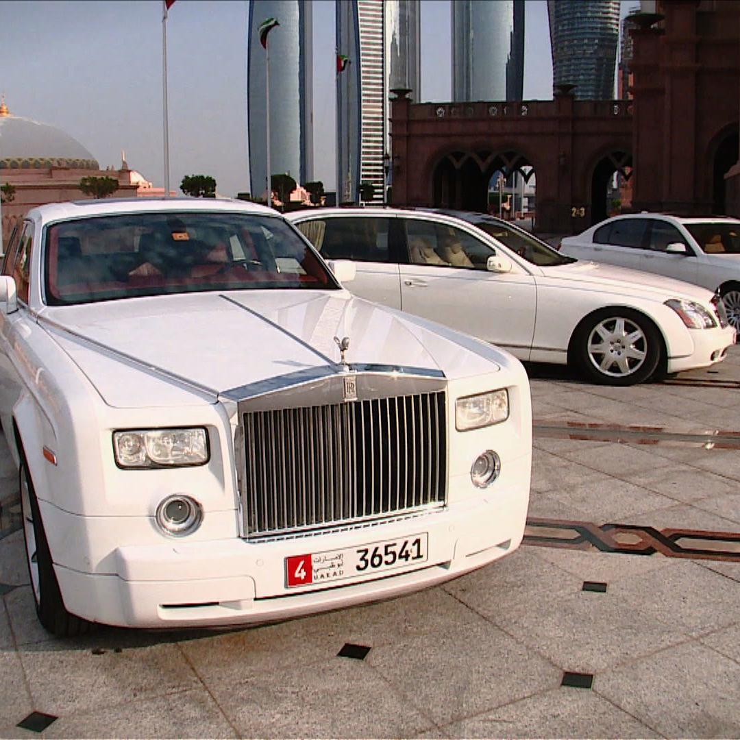 Internetbilder-Folge21 Fuhrpark Emirats Palace 02 Internetbilder-Folge21 Fuhrpark Emirats Palace 02