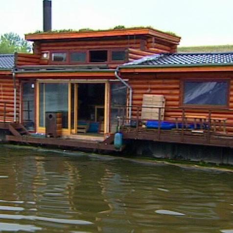 hausboot hausboot