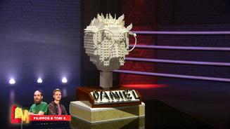 Ein bekannter Moderator aus Lego