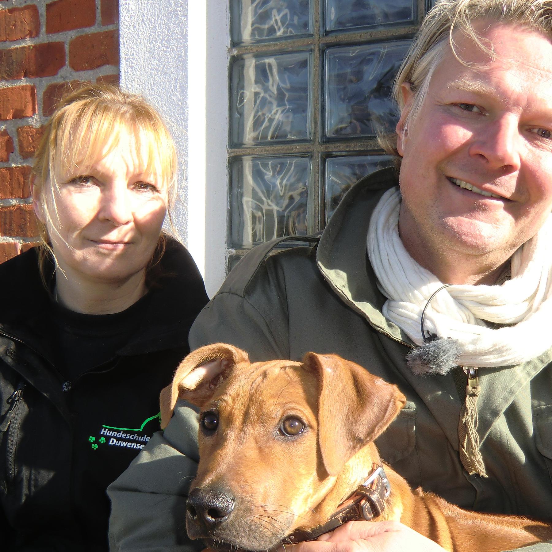 Tiere in Not - Frank Weber und Rhodesian Ridgeback (1) Tiere in Not - Frank Weber und Rhodesian Ridgeback (1)
