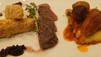 Polenta, Stifado e Saganaki
