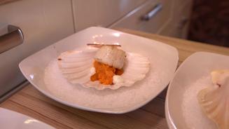 Stampf, Thunfisch, Muscheln und Soße